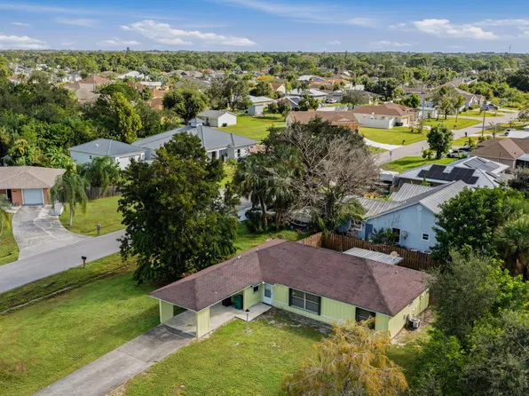 549 NW BAYSHORE Boulevard, Port St Lucie, FL 34983