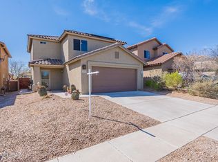 475 W Amber Hawk Ct, Green Valley, AZ 85614