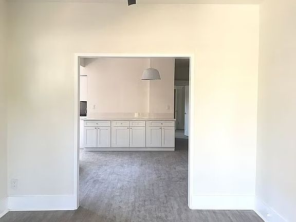 4th image of 2174 W 30th St #2174
