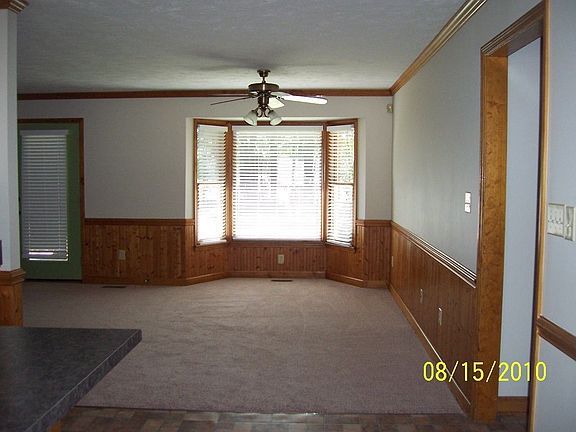 Additional Dining Area