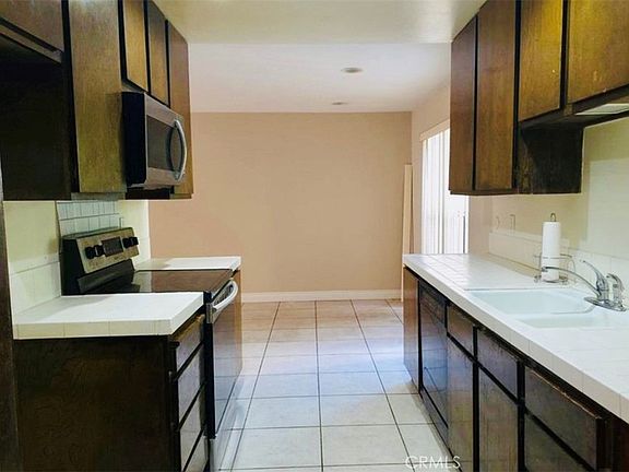 2nd image of 535 W Duarte Rd Unit 5