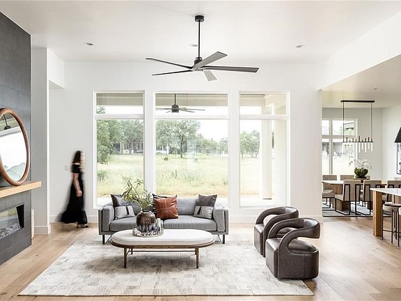 3rd image of 232 Berrywood Ln
