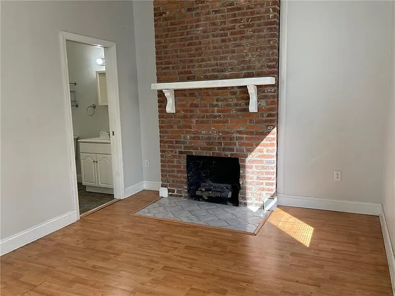 1205 W North Ave #202 — Photo 8