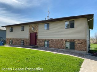 465 W James St #4, Walcott, IA 52773