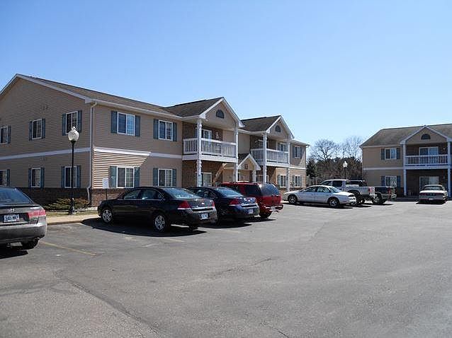 1st image of 1684 Wedgewood Dr