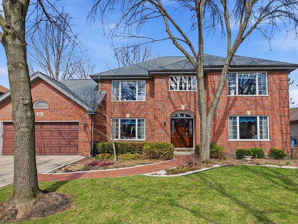 1st image of 500 Buckingham Pl