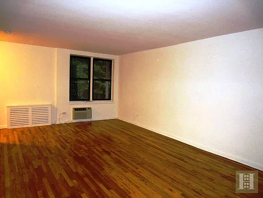 Rented by Halstead Real Estate | media 26