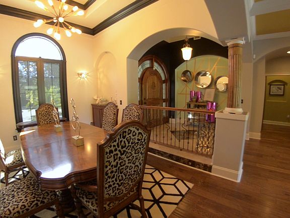 5th image of 63 Pine Forest Dr