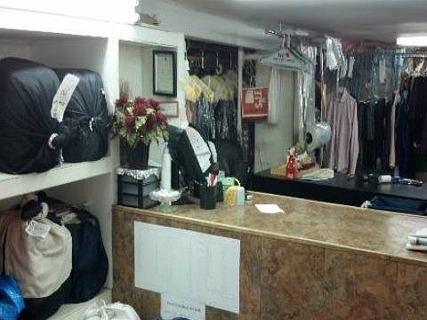 2nd image of 30 E 13th St