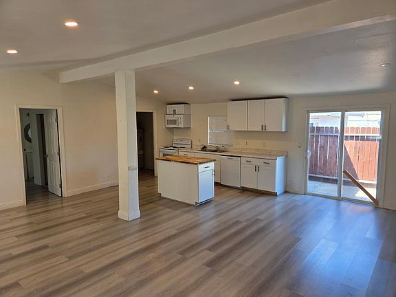 3rd image of 1301 Rene Ave