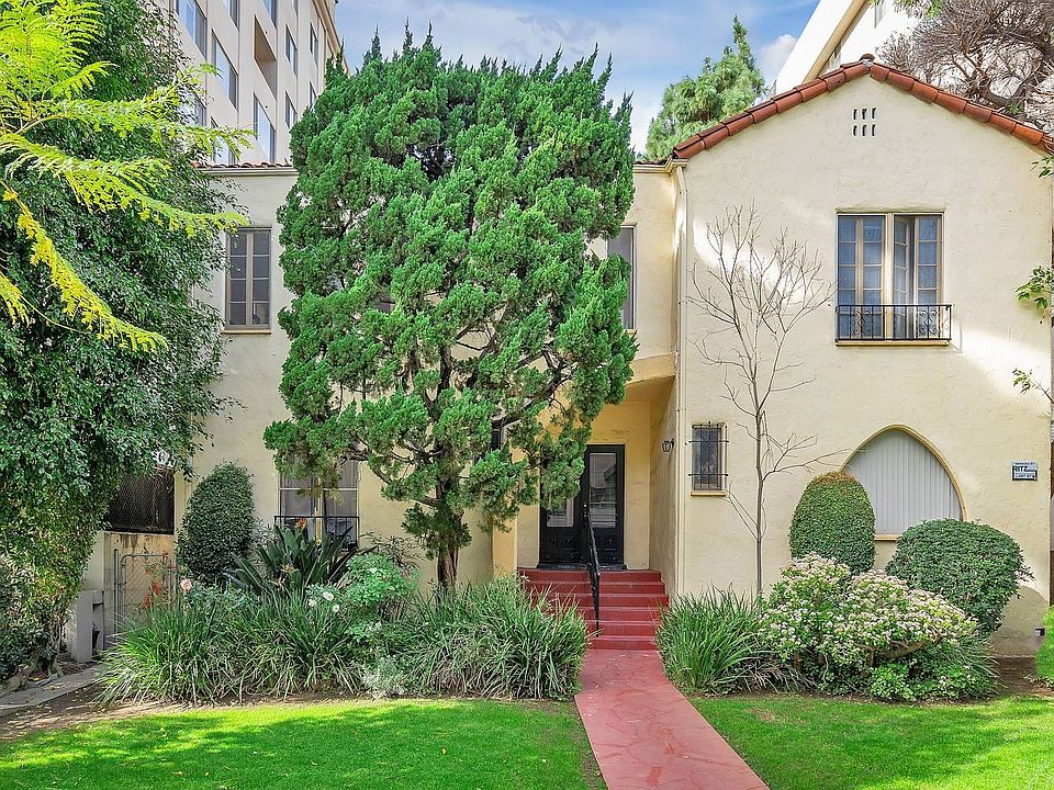 1st image of 437 N Oakhurst Dr APT 105