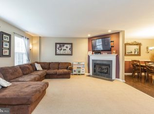 238 Spring Valley Way, Aston, PA 19014