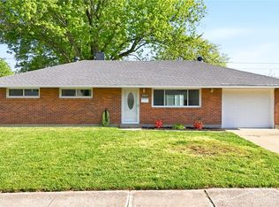 5869 Beecham Dr, Dayton, OH 45424