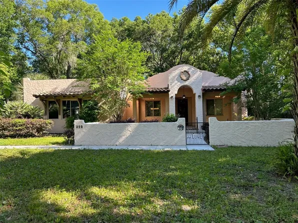 250 Garden St, Lake Helen, FL 32744