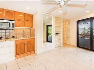 3689 Alani Dr, Honolulu, HI 96822