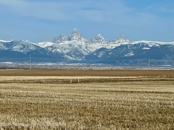 8465 W Ridge Rd, Tetonia, ID 83452