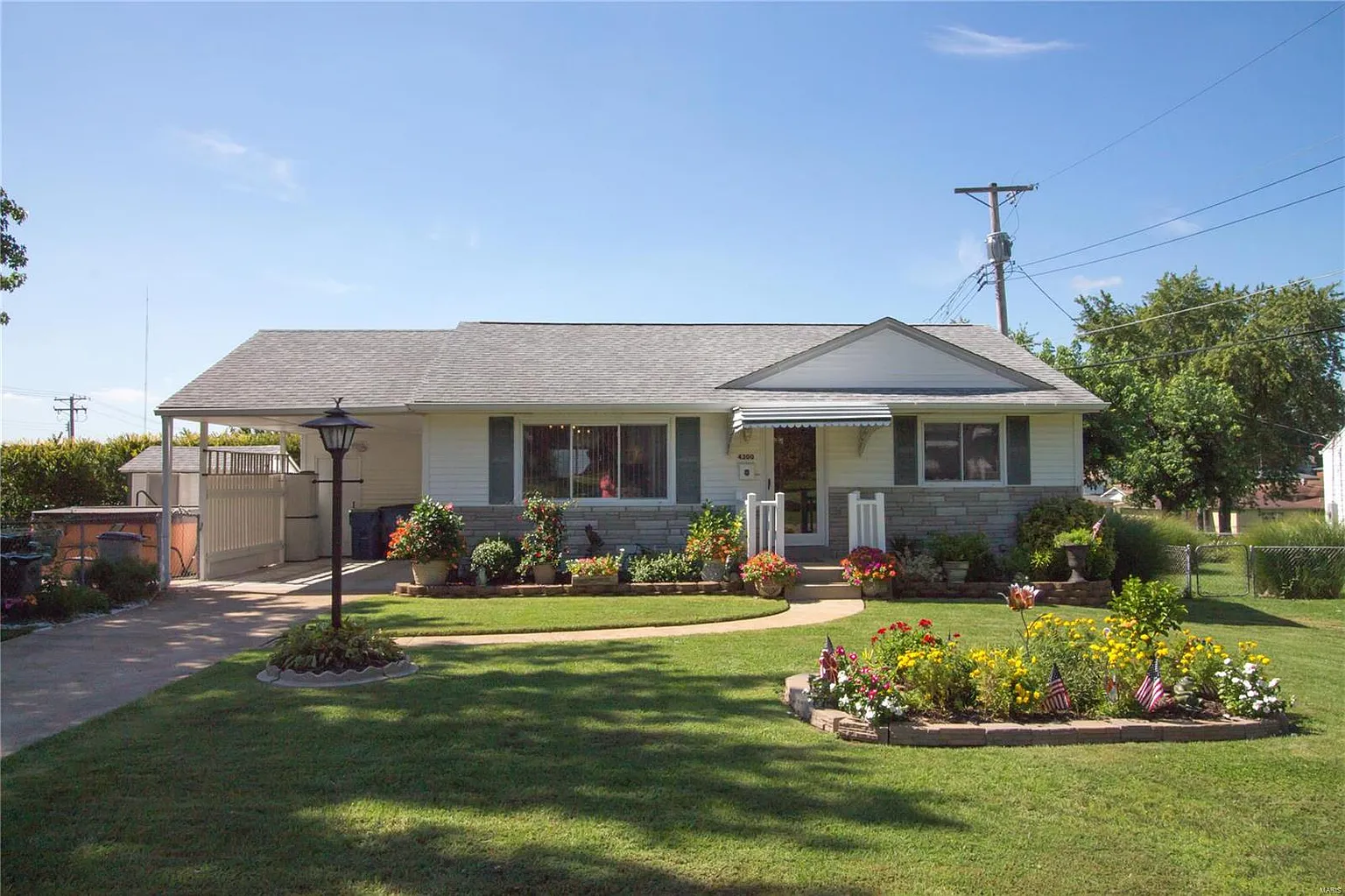 4300 Fatima Dr photo 1