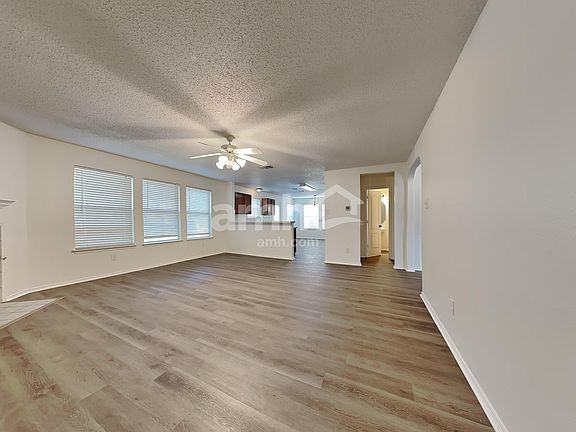 5th image of 163 Southlake Dr