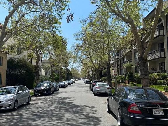 5th image of 129 S Oakhurst Dr APT 203
