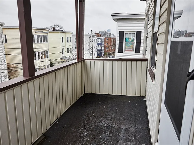 52 Mansfield St #2A — Photo 10