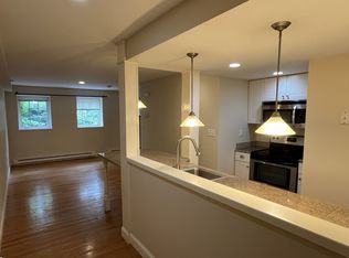 317-318 Saint Paul St #5E, Brookline, MA 02446