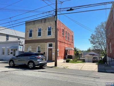 194 Farnham Ave, Lodi, NJ, 07644