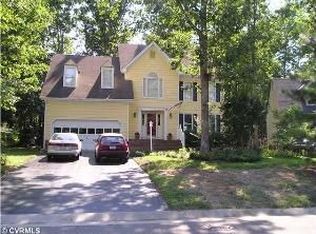 5612 Powell Grove Dr, Midlothian, VA 23112