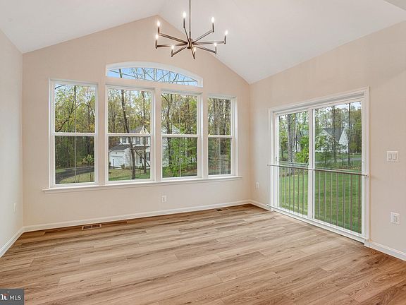 2nd image of 221 Camwood Ct