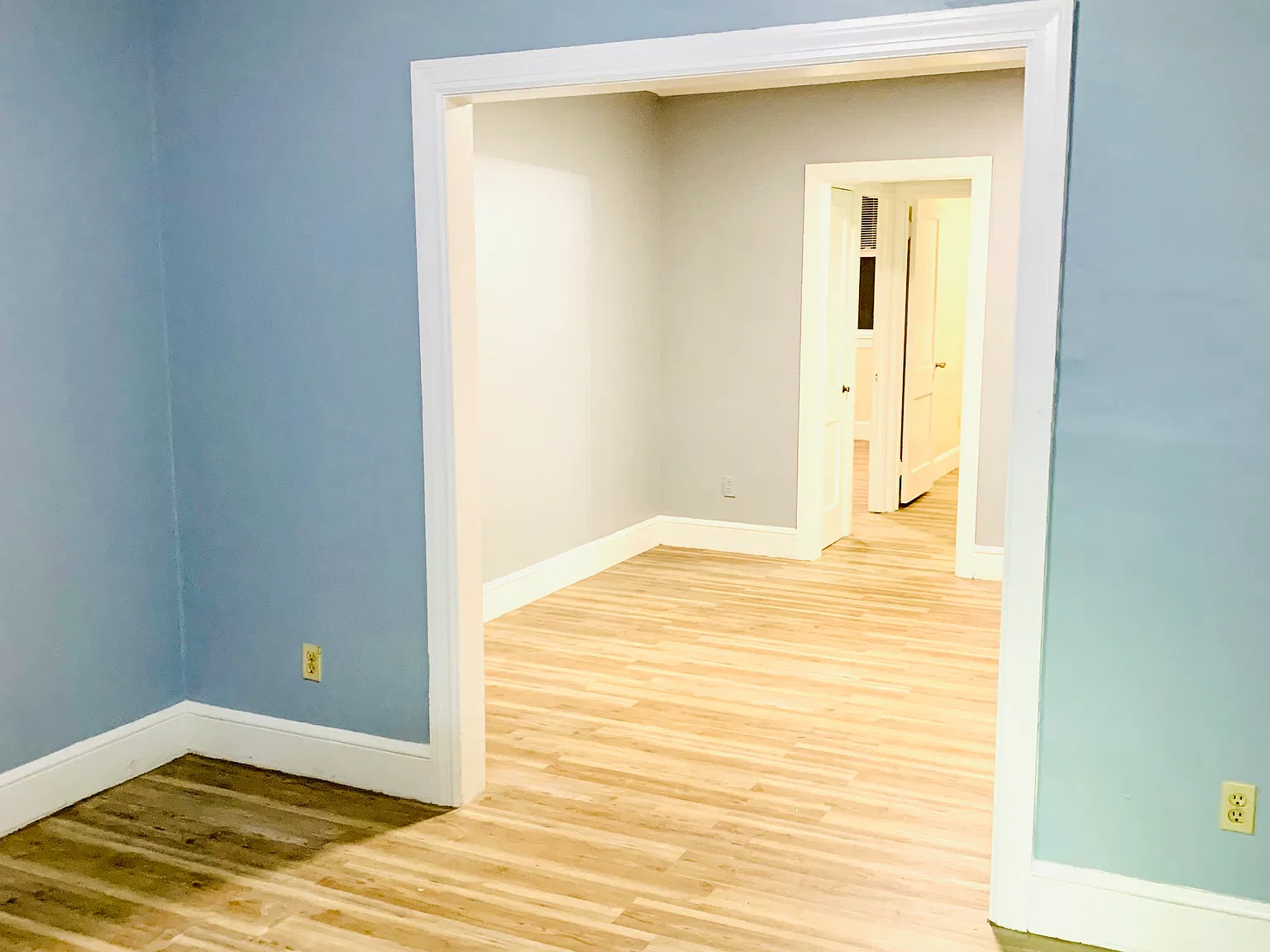2 bed, $1,100 — Photo 4