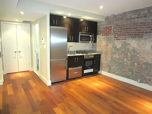 Rented by Mark David | media 88