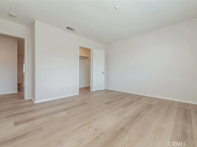16432 Landmark Dr — Photo 36