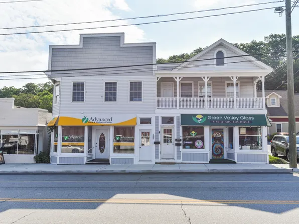 20 South Main Street, Putnam, CT 06260