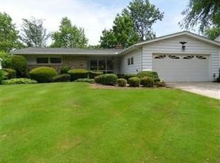 2533 S Green Rd, Beachwood, OH 44122