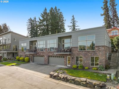 2217 Clearwater Ln, Hood River, OR, 97031