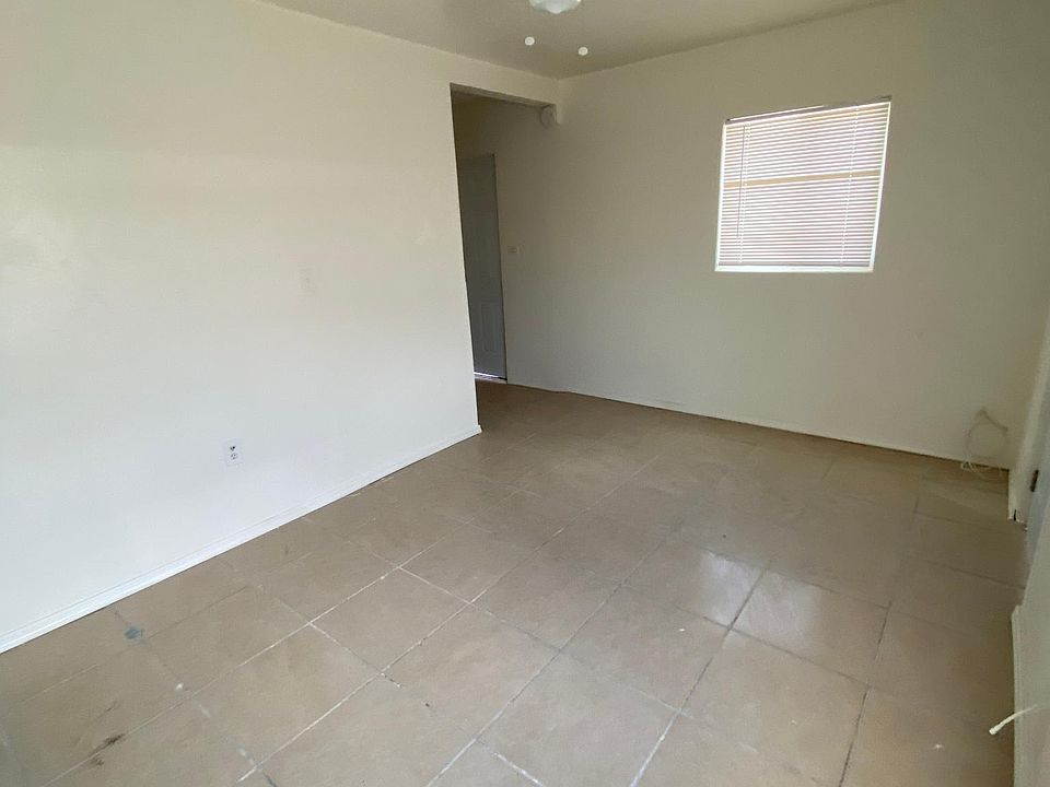 1st image of 2514 N Geronimo Ave #2