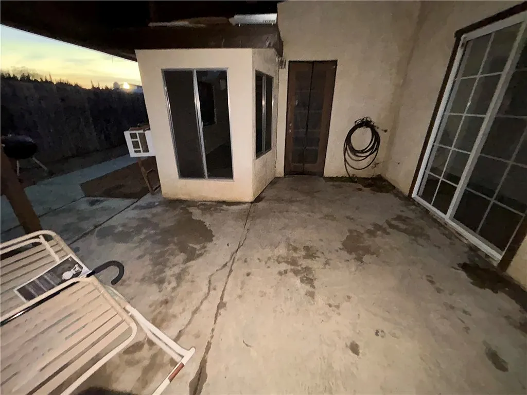 2 bed, 1.5 bath, 1045 sqft, $2,500 — Photo 3