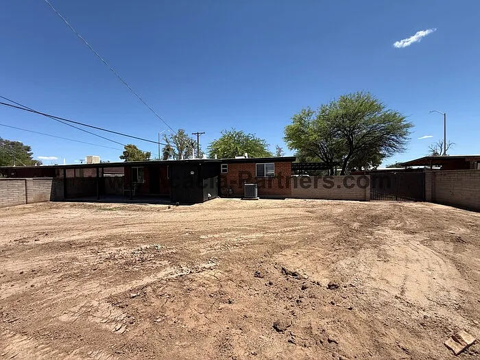 5149 E Andrew St — Photo 15