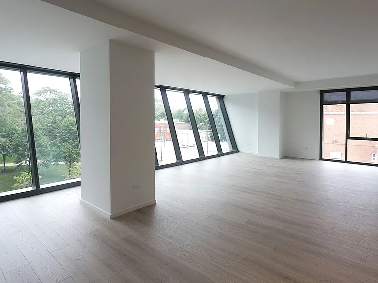 Dining/Living room