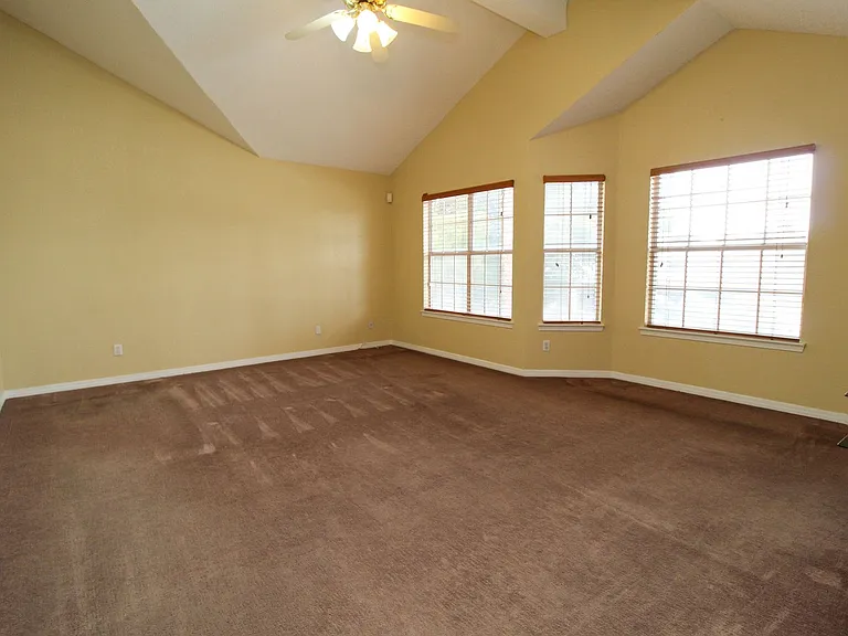1984 Paseo Granada Ln — Photo 20