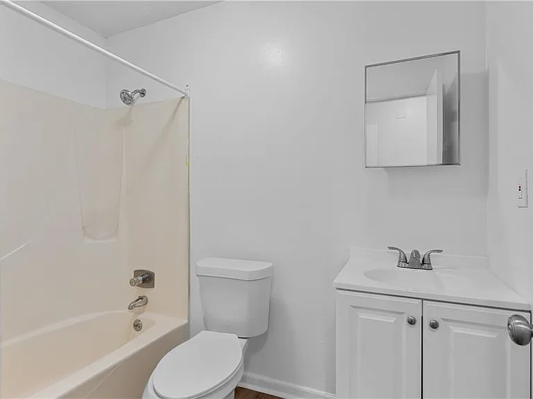 340 Tanglewood Dr #A — Photo 11