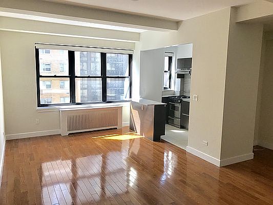 1st image of 400 E 57th St APT 10G