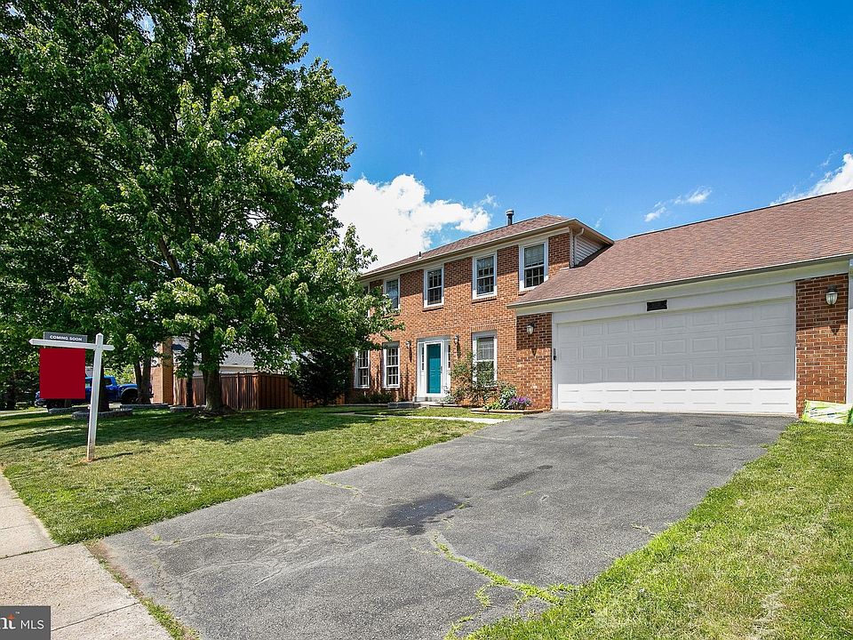 1st image of 6328 Applegarth Ct