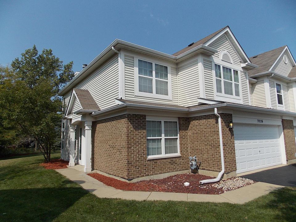 1st image of 39226 N Aberdeen Ln