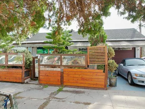 327 1/2 Prospect Ave, Long Beach, CA 90814
