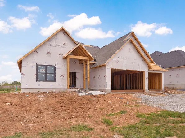 1795 S Pinecone Path, Springfield, MO 65809
