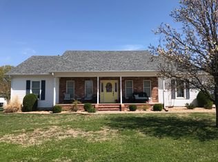 2236 Alison St, Carthage, MO 64836