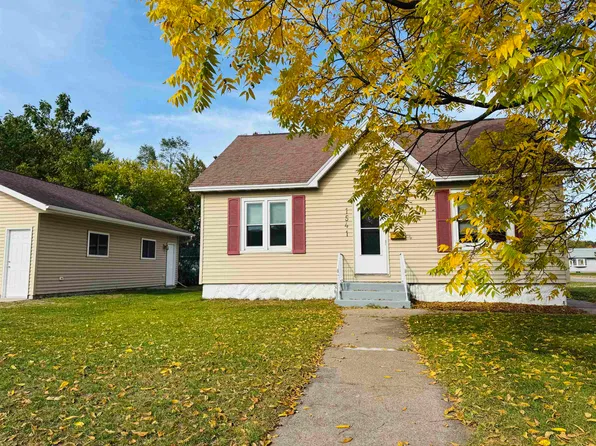 1541 Apricot St, Wisconsin Rapids, WI 54494