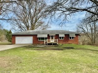 1445 Killian Rd, Akron, OH 44312