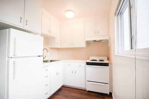 1st image of 2640 Greenwich St APT 203