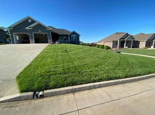 1209 Thayer Rd, Jefferson City, MO 65101